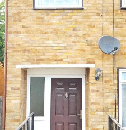 61 Baker Street Apartment Лутън Екстериор снимка