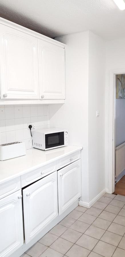 61 Baker Street Apartment Лутън Екстериор снимка