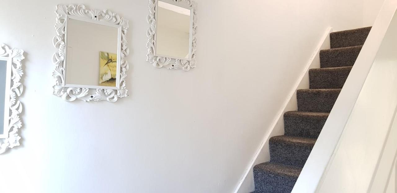 61 Baker Street Apartment Лутън Екстериор снимка